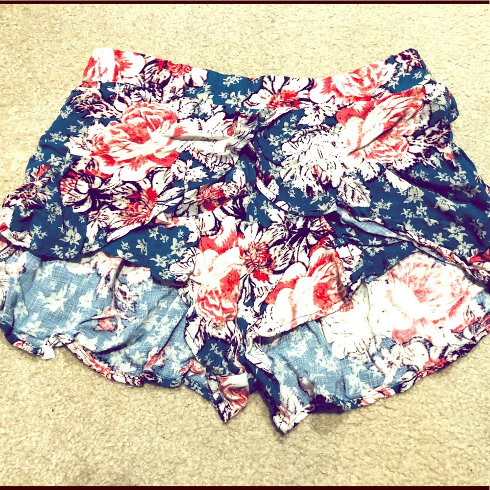 Free People Floral shorts